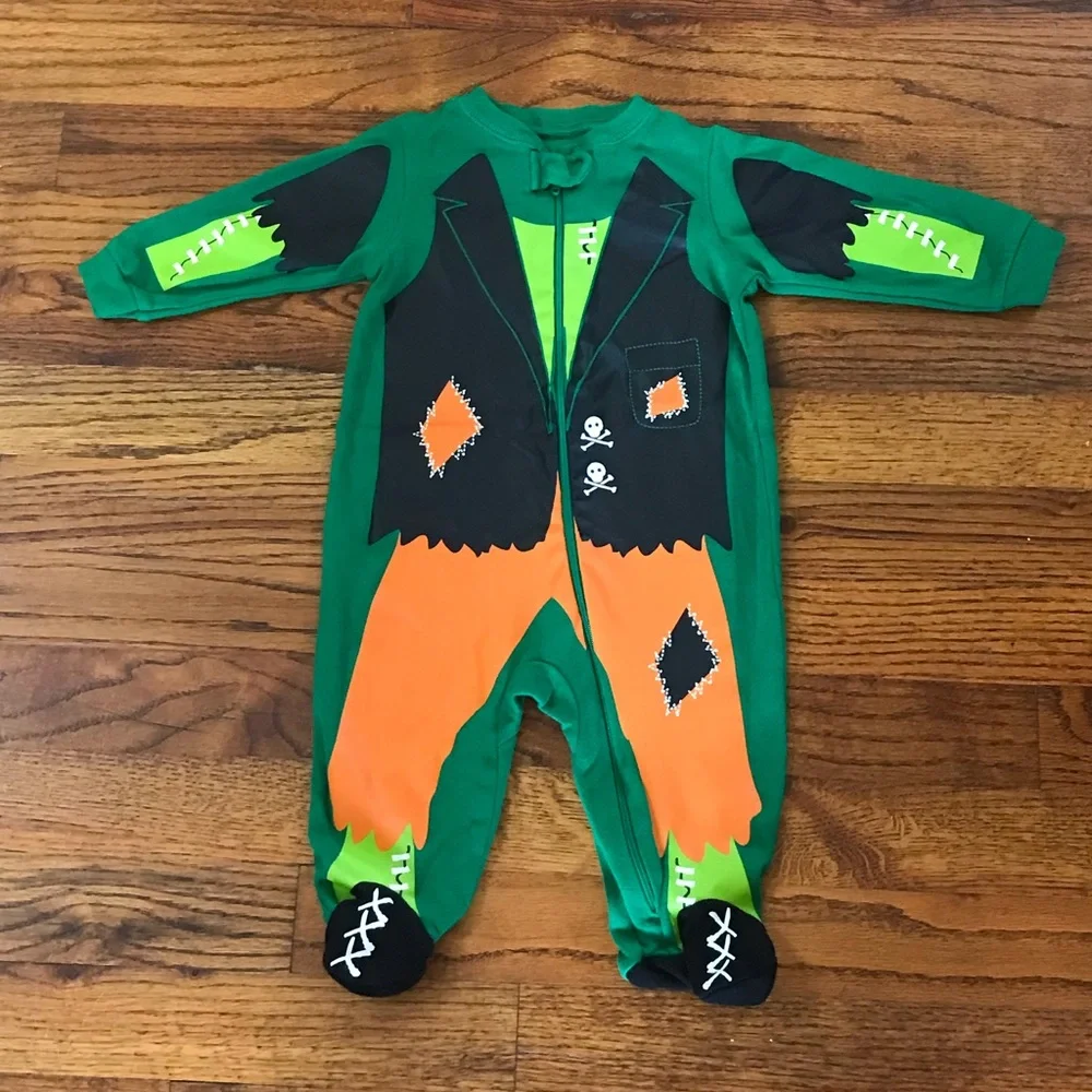 Halloween Costume Patchwork Scarecrow NWOT Sleeper Zip Close Onesie 3 - 6 M